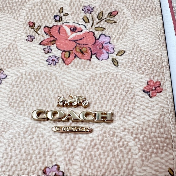 Coach Zip Card Case In Signature Canvas With Floral Print CAU45 IM Sand Multi - Picture 5 of 13